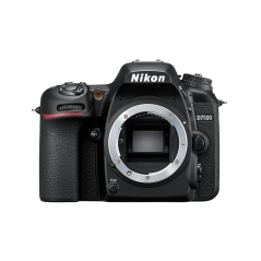 Nikon D7500 + AF-S DX 18-140mm VR + Rabat 860zł