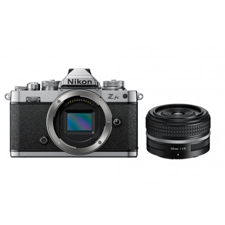 Nikon Z fc + Nikkor 28mm f/2.8 SE + RABAT 675zł