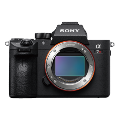 Sony A7R IIIA Body + Sony Lens Cashback do 1350zł po rejstracji zakupu