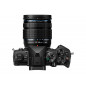 OM SYSTEM OM-5 z ob M.Zuiko Digital ED 12-45 mm f/4.0 PRO