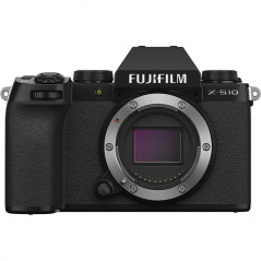 FujiFilm X-S10 + Fujinon XF 16-80mm f/4 OIS R WR