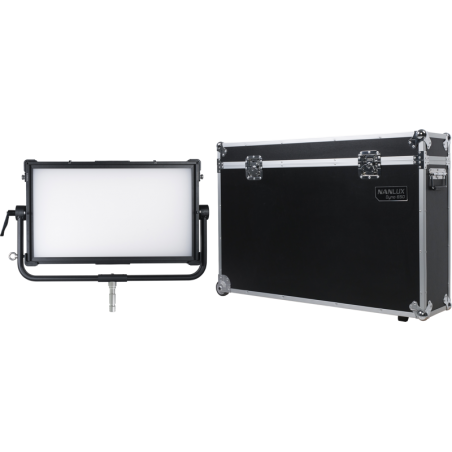 Nanlux DYNO 650C lampa LED + walizka transportowa Nanlux CC-FT650C