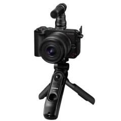 Canon EOS R50 V z RF-S 14-30 F4-6.3 IS STM PZ CONTENT CREATOR + akcesoria SmallRig za 2 zł