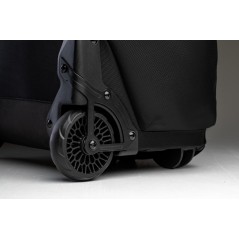 637-522 Cineluxe Roller 24 - Black