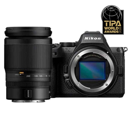 Nikon Z5II z NIKKOR Z 24-200mm f/4-6.3 VR