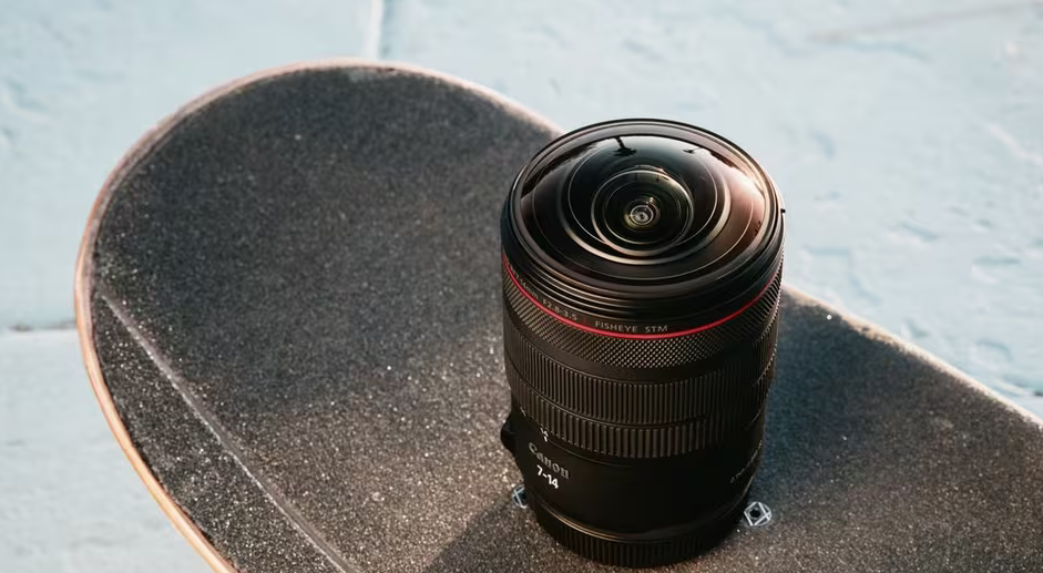 Zaprojektowany z myślą o niezawodnym i pewnym fotografowaniu