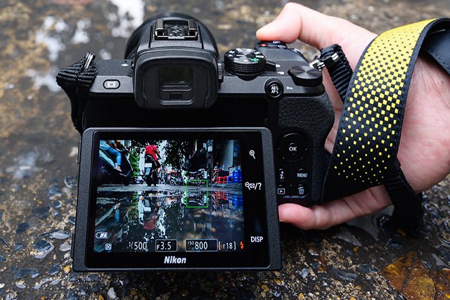 nikon_z_50_touch_screen--original.jpg