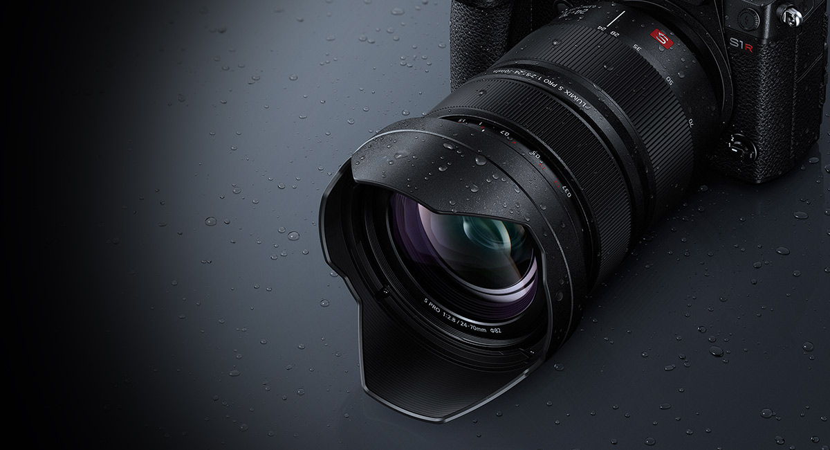 LUMIX S PRO 24-70mm